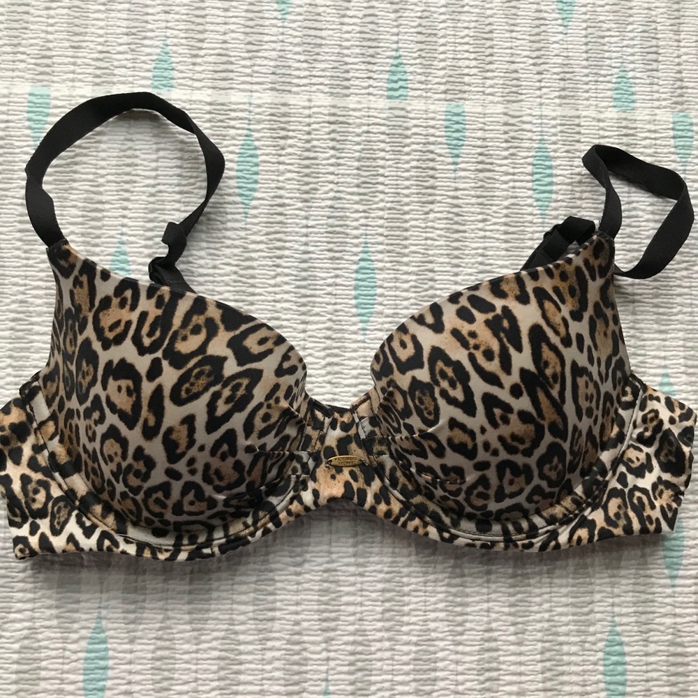 Victoria’s Secret Demi Bra Leopard 32B